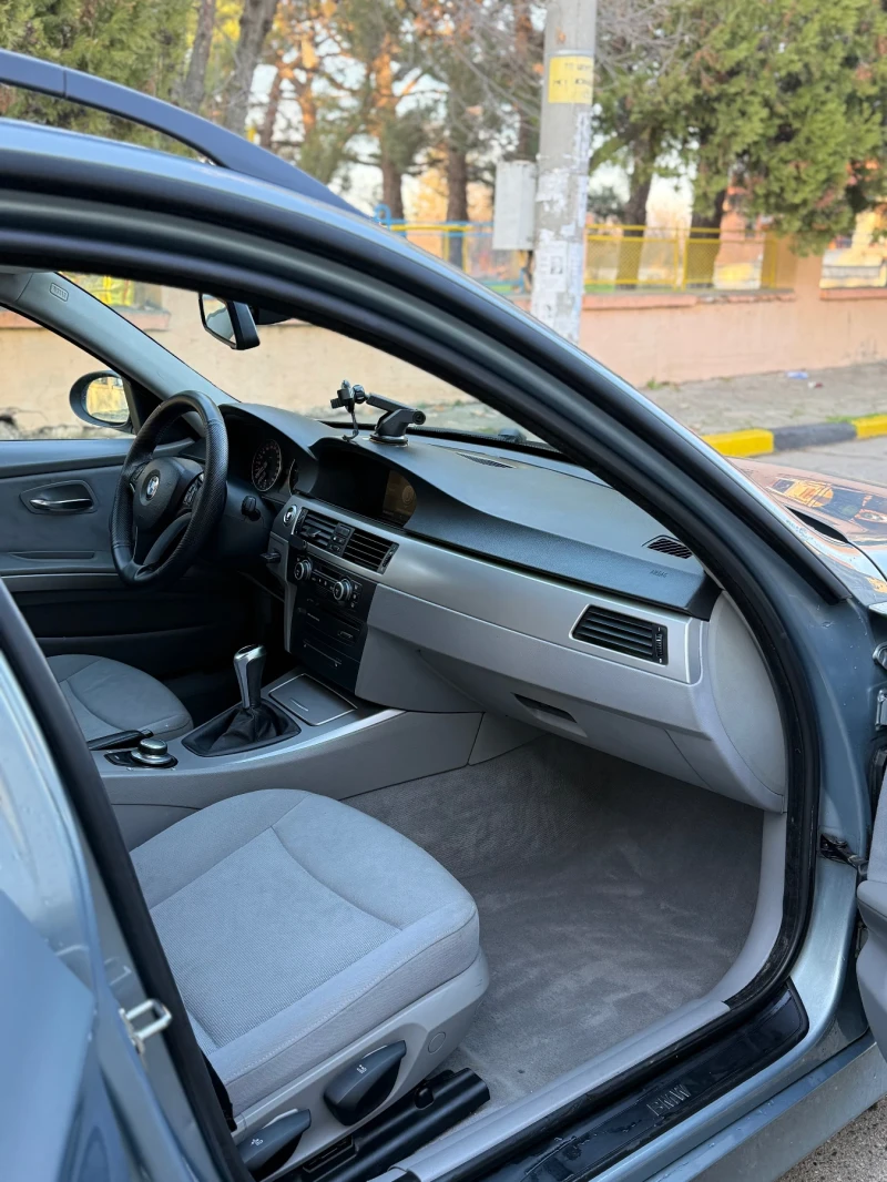 BMW 320 2.0, снимка 12 - Автомобили и джипове - 52953116