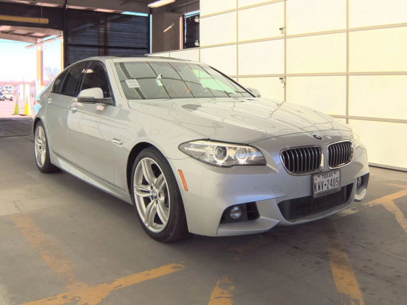 BMW 535 2015 BMW 5 Series Sedan 535i M SPORT LINE, снимка 4 - Автомобили и джипове - 53023512