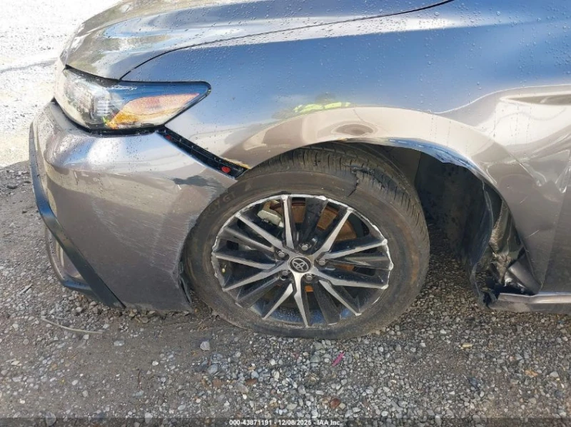 Toyota Camry 2.5L I-4 DI, DOHC, VVT, 203HP Front Wheel Drive, снимка 11 - Автомобили и джипове - 53077040