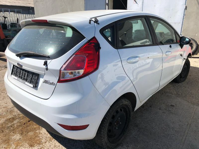 Ford Fiesta 1.5TDCI - изображение 2