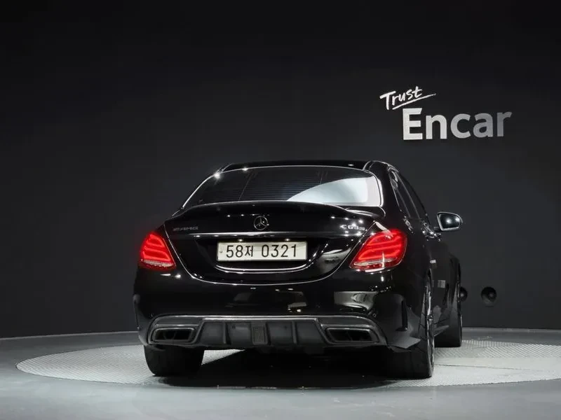 Mercedes-Benz C 63 AMG S, снимка 4 - Автомобили и джипове - 55941102