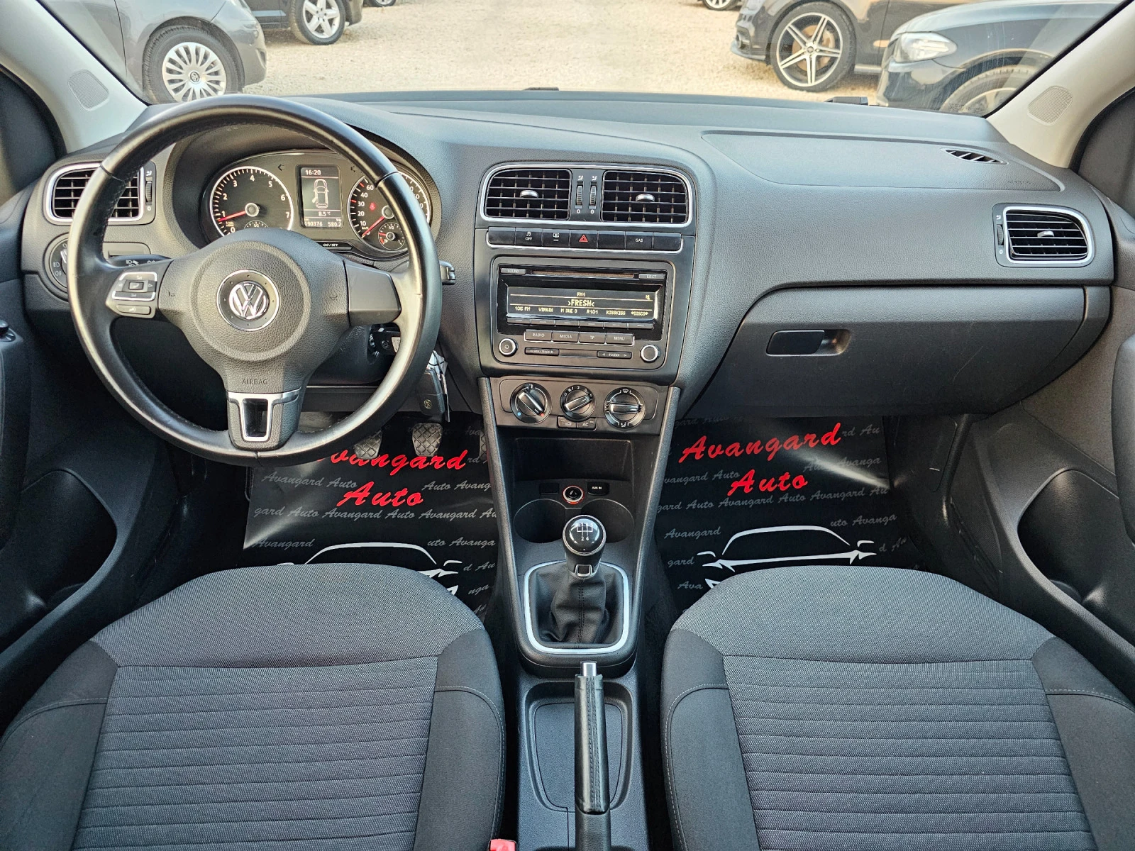 VW Polo 1.6i, 82к.с., GPL - изображение 7