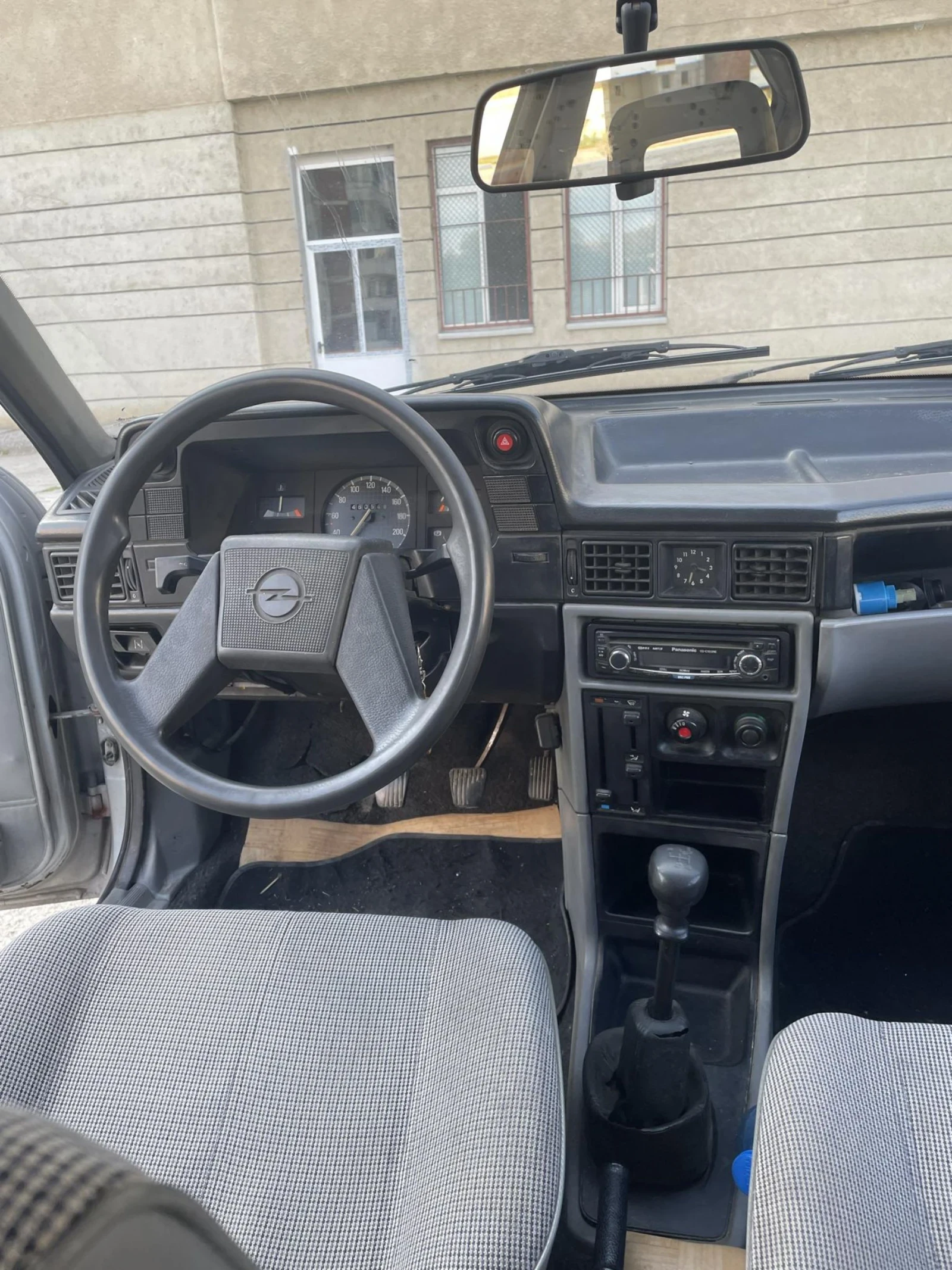 Opel Kadett 1.3 - изображение 5