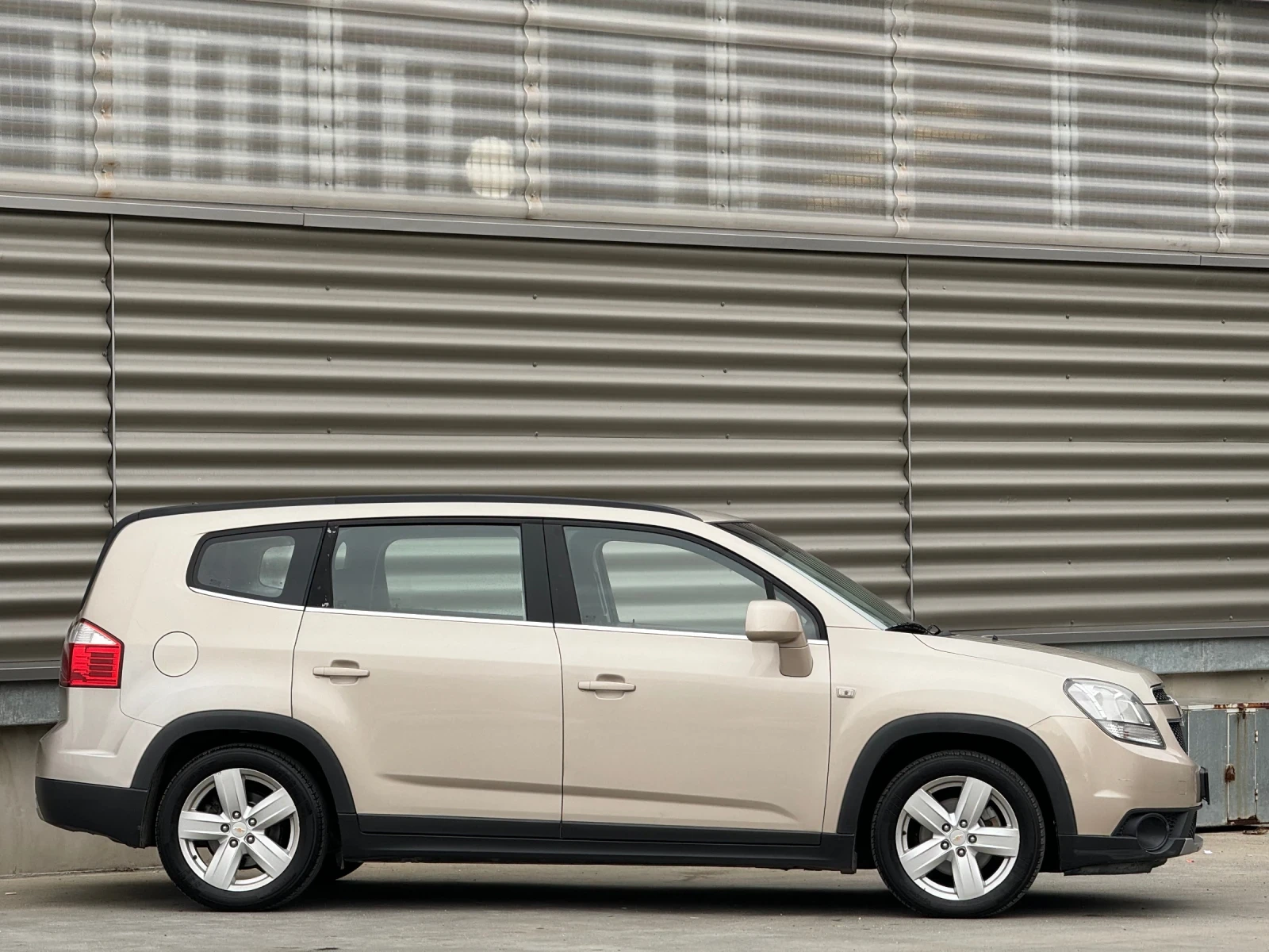 Chevrolet Orlando 1.8 ГАЗ BRC* 7-МЕСТЕН/СОБСТВЕН ЛИЗИНГ/БАРТЕР - изображение 7