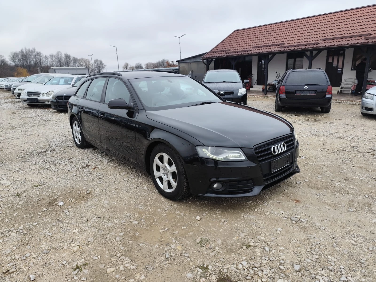 Audi A4 2.0TDI-LED-XENON-SHADOW LINE - изображение 3