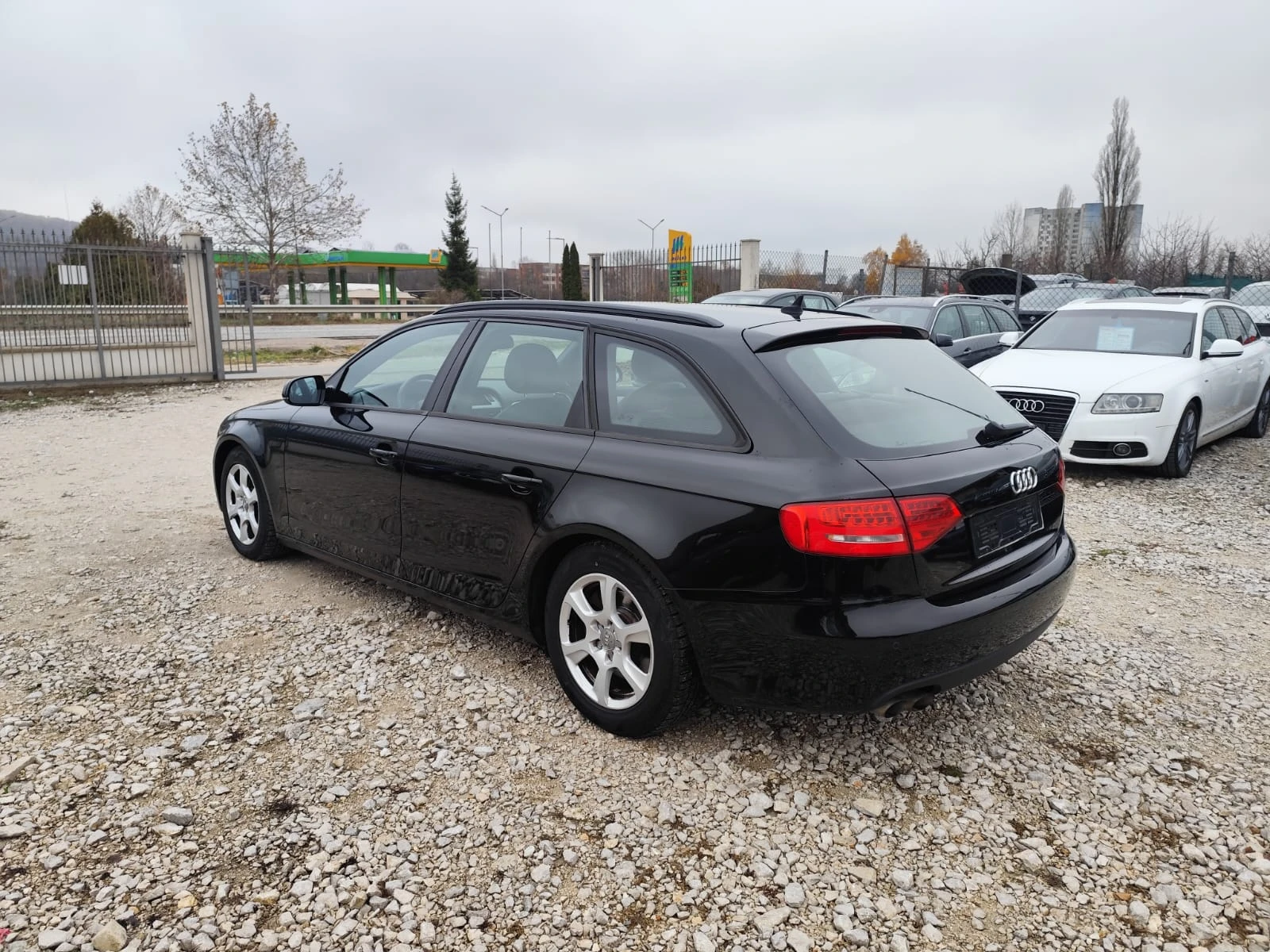 Audi A4 2.0TDI-LED-XENON-SHADOW LINE - изображение 8