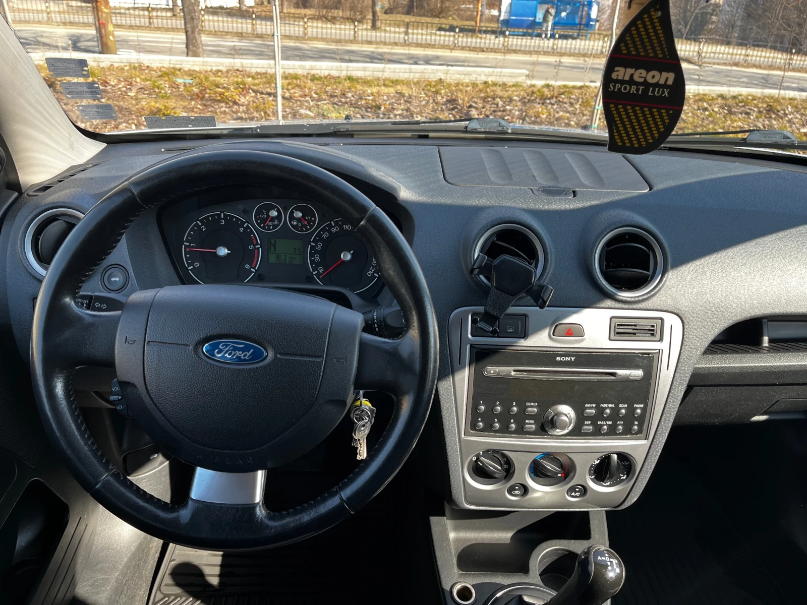 Ford Fusion 1.4 TDCI 68 c.c. - изображение 9