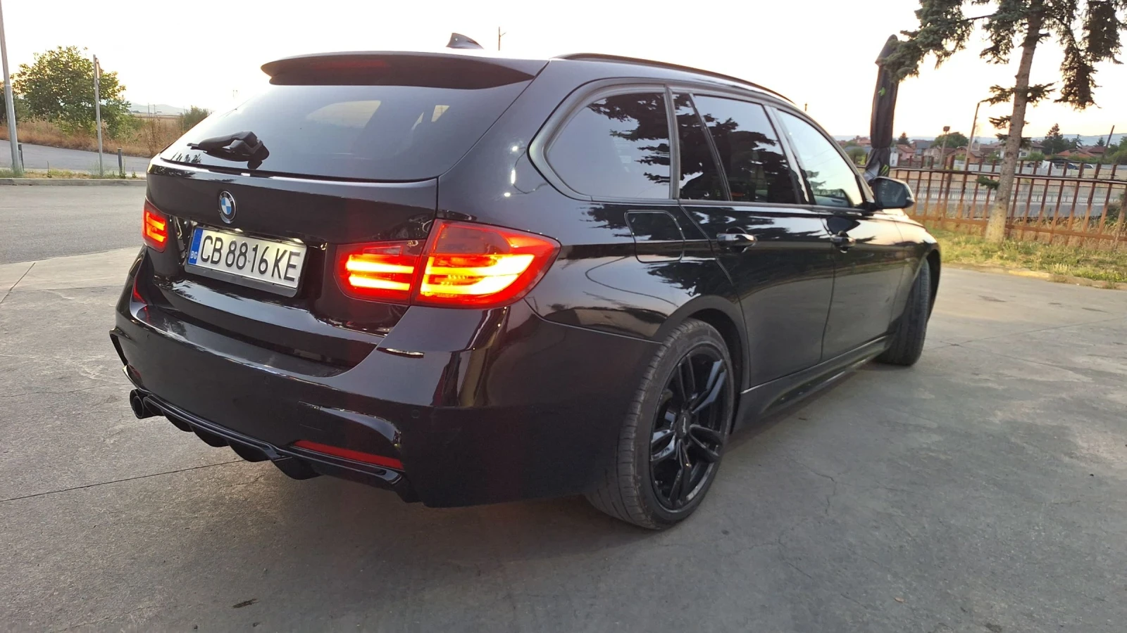 BMW 320 M-SPORT-2.0xd(225kc) - изображение 3