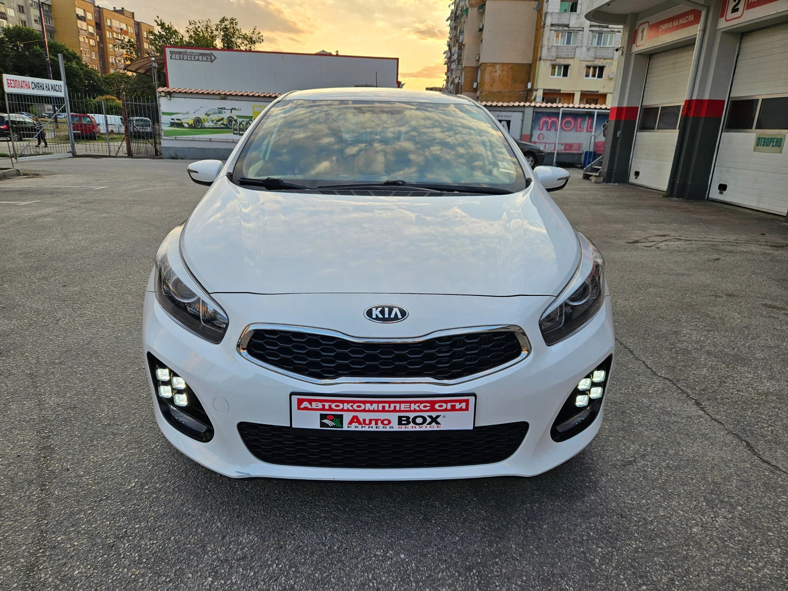 Kia Ceed 1.6d-GT-Line/AT 7/Navi/Led/Камера - изображение 8
