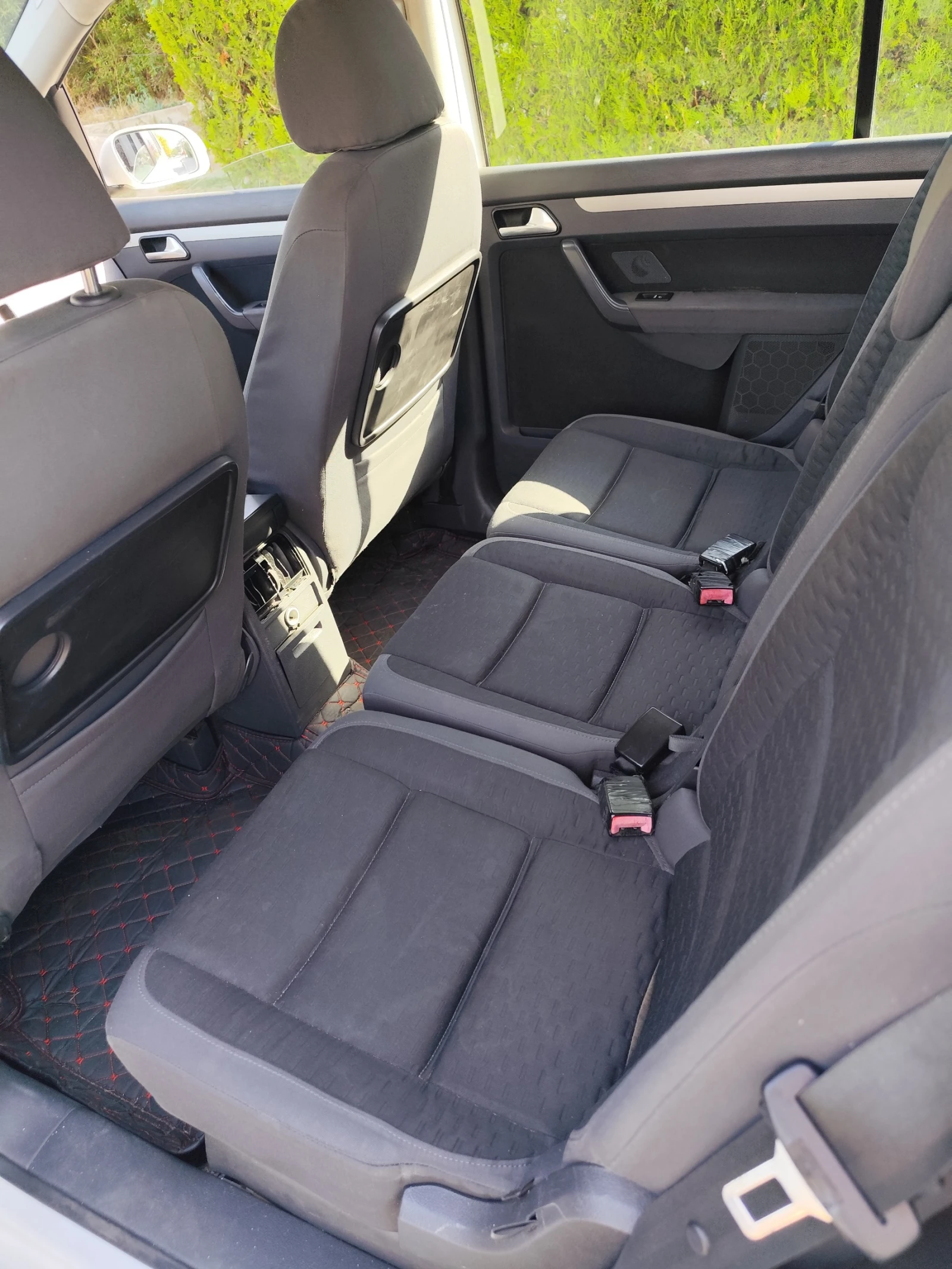 VW Touran  - изображение 3