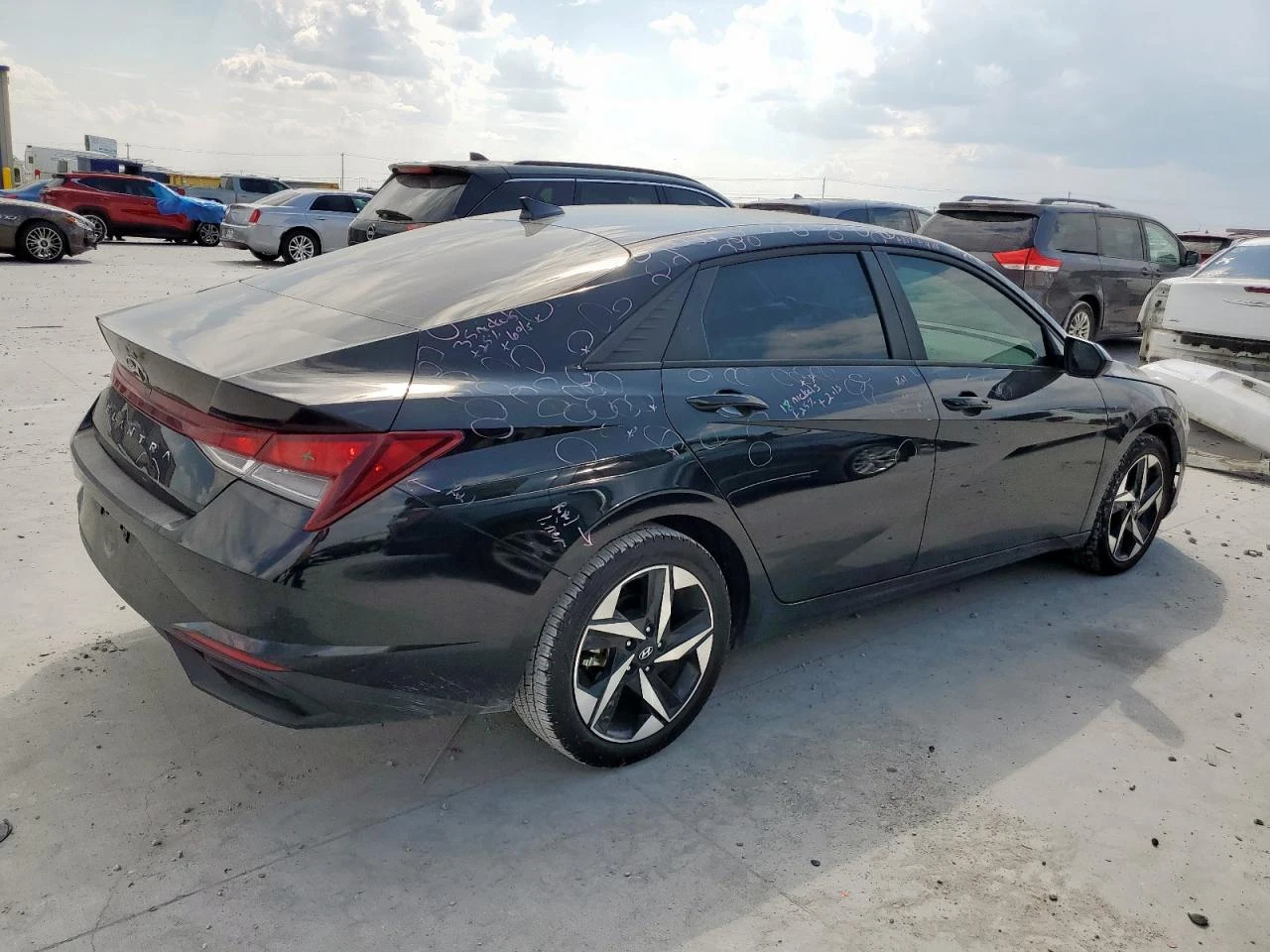 Hyundai Elantra SEL | Mobile.bg   3