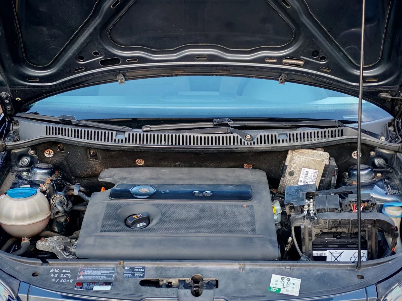 VW Polo 1.4I(80)* FACELIFT* FAMILY* НОВ ВНОС* , снимка 17 - Автомобили и джипове - 54092237