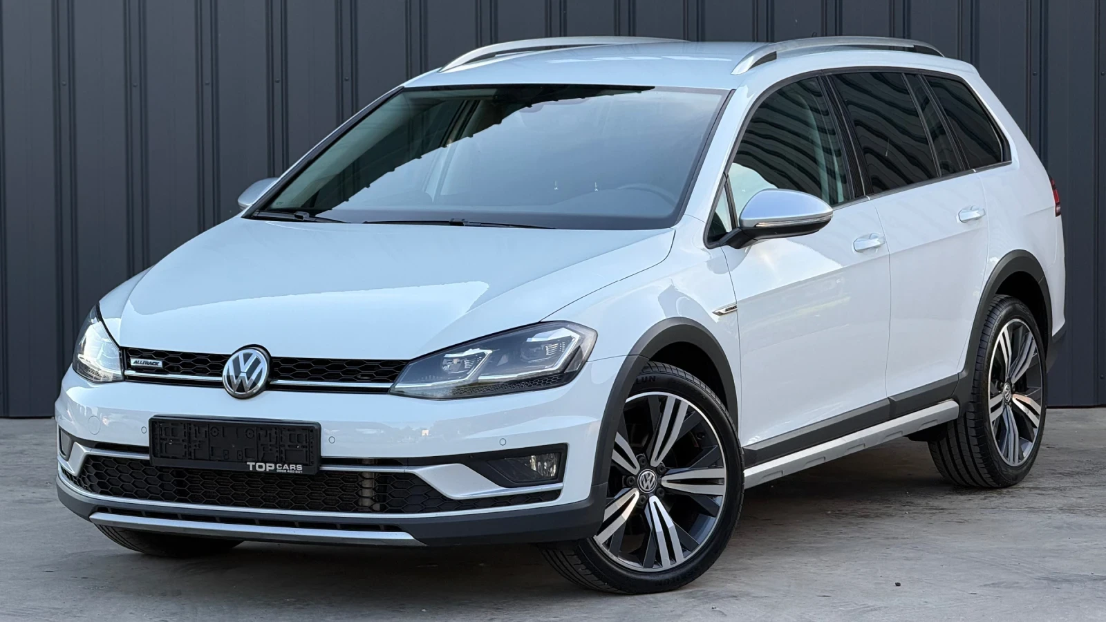 VW Golf ALLTRACK DSG DIGITAL