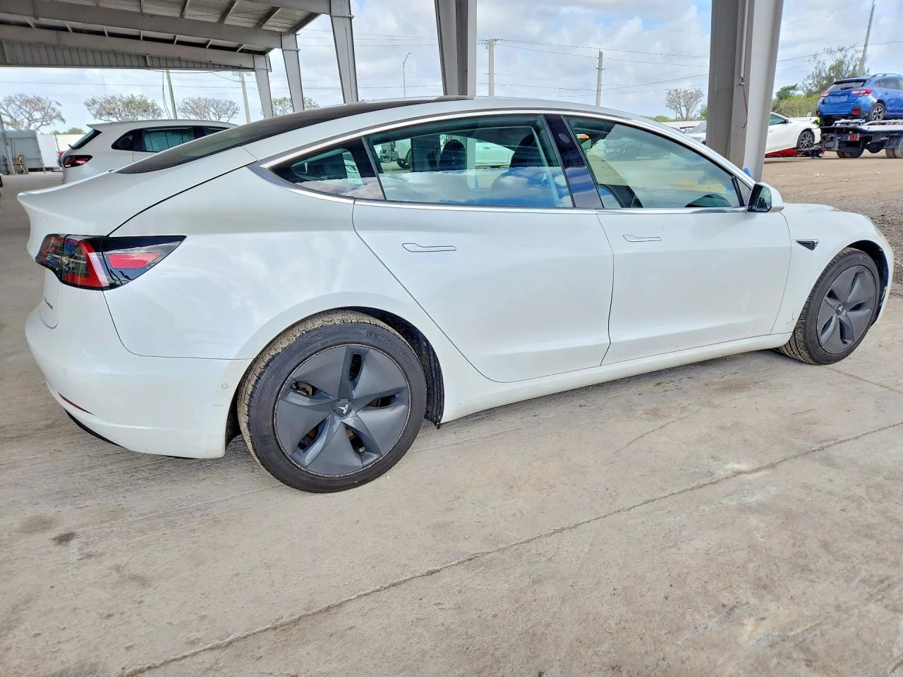 Tesla Model 3 | Mobile.bg � ����������� 4