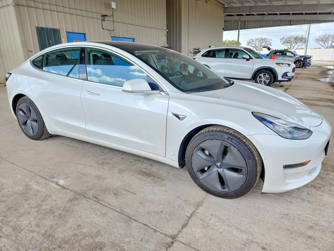 Tesla Model 3 | Mobile.bg � ����������� 1