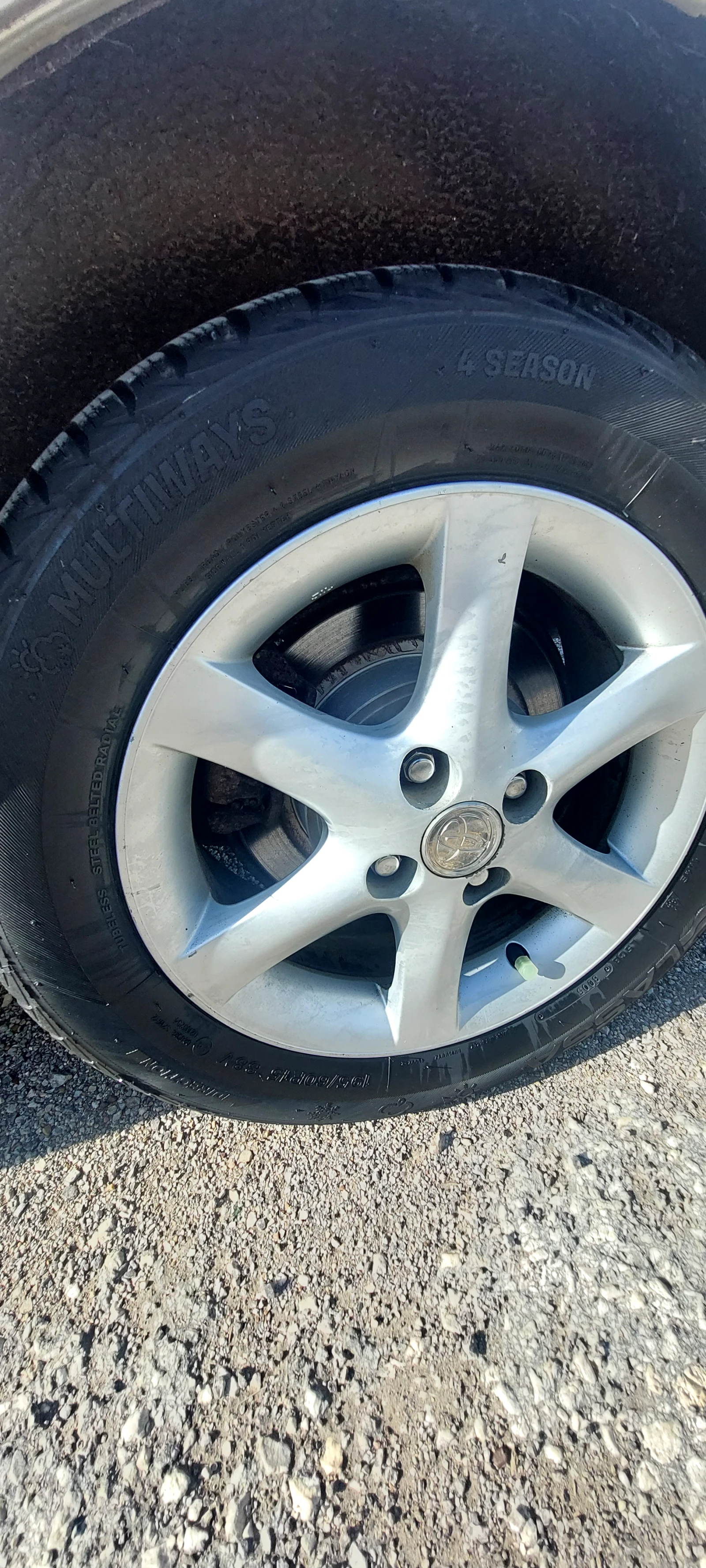 Toyota Corolla 2.0 D4D, снимка 8 - Автомобили и джипове - 54853820