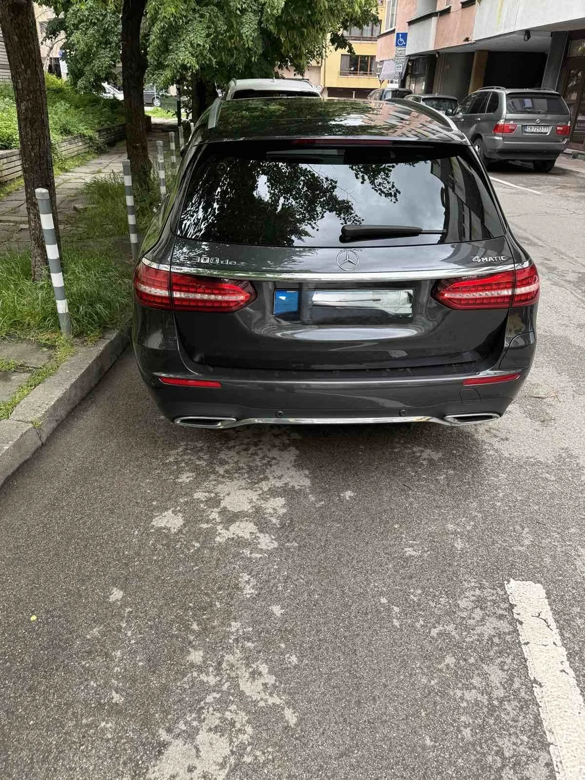 Mercedes-Benz E 300, снимка 8 - Автомобили и джипове - 54895620