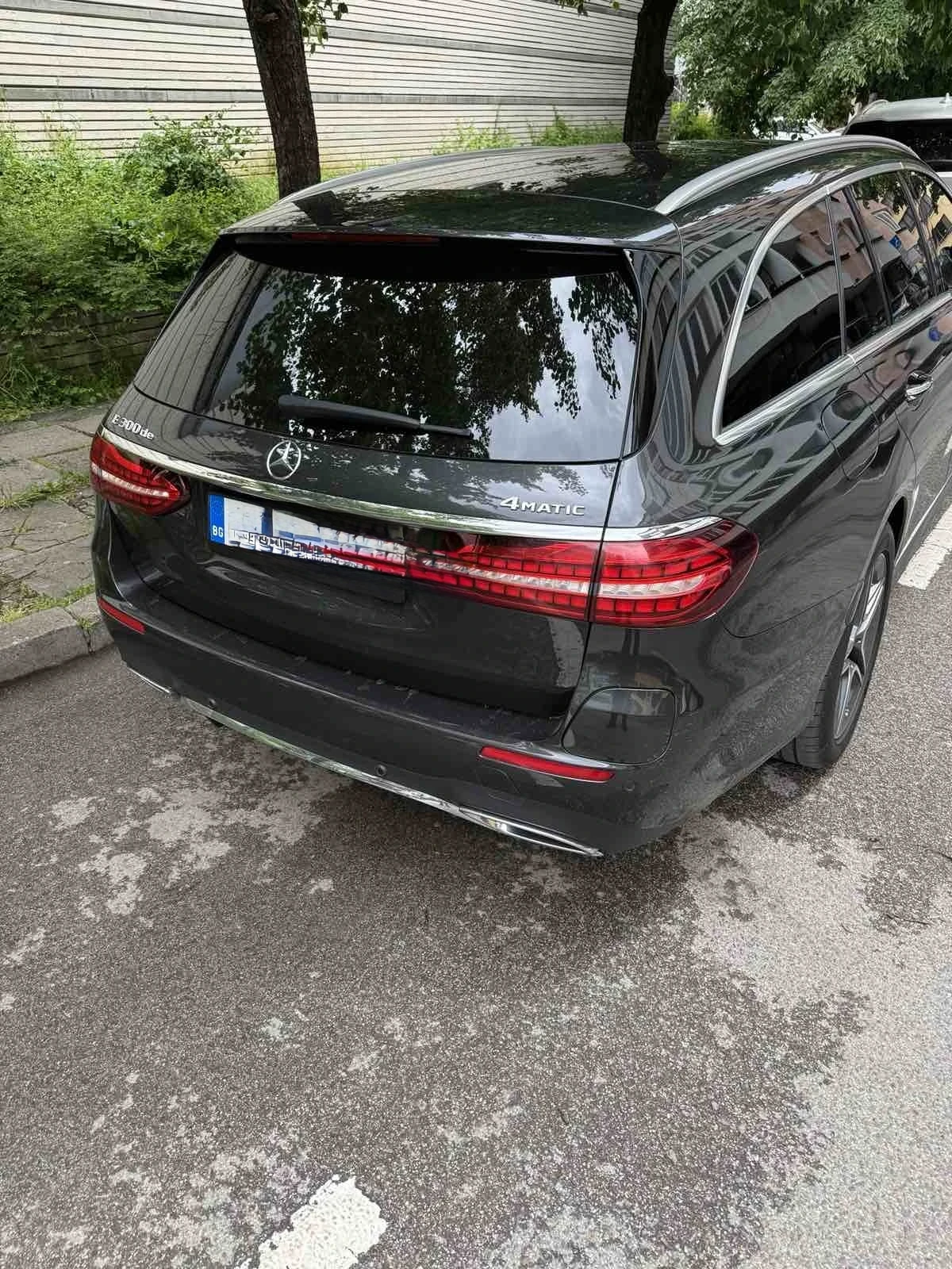 Mercedes-Benz E 300, снимка 4 - Автомобили и джипове - 54895620