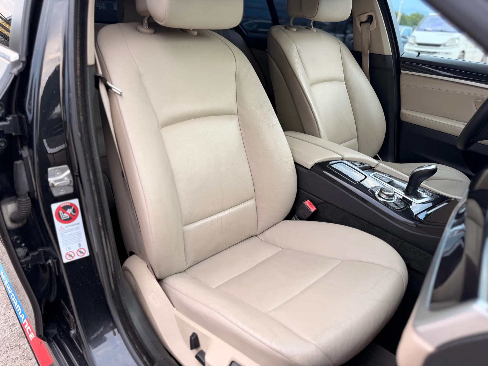 BMW 530 d= M-performance= , снимка 12 - Автомобили и джипове - 55145461