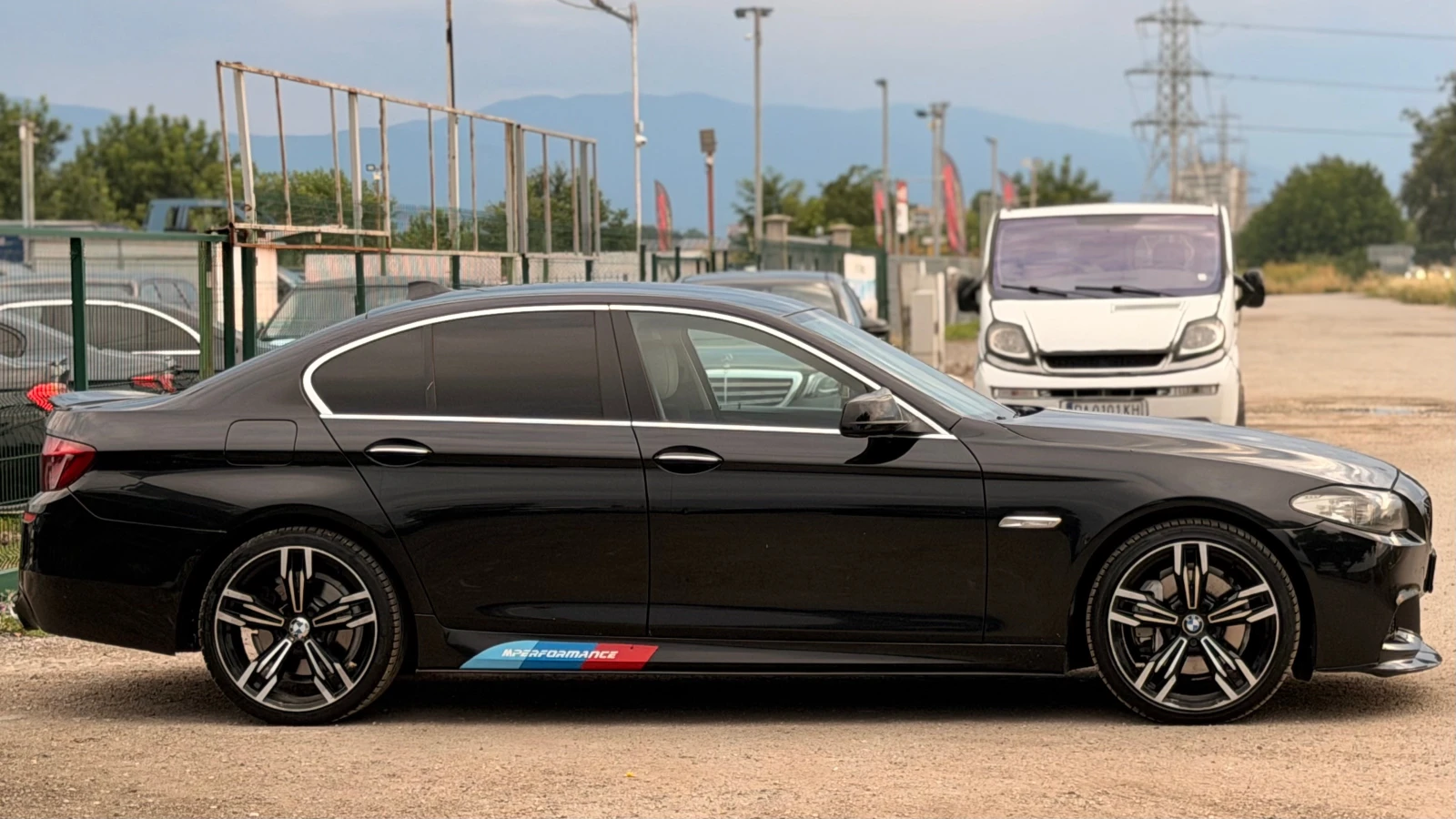 BMW 530 d= M-performance= , снимка 4 - Автомобили и джипове - 55145461
