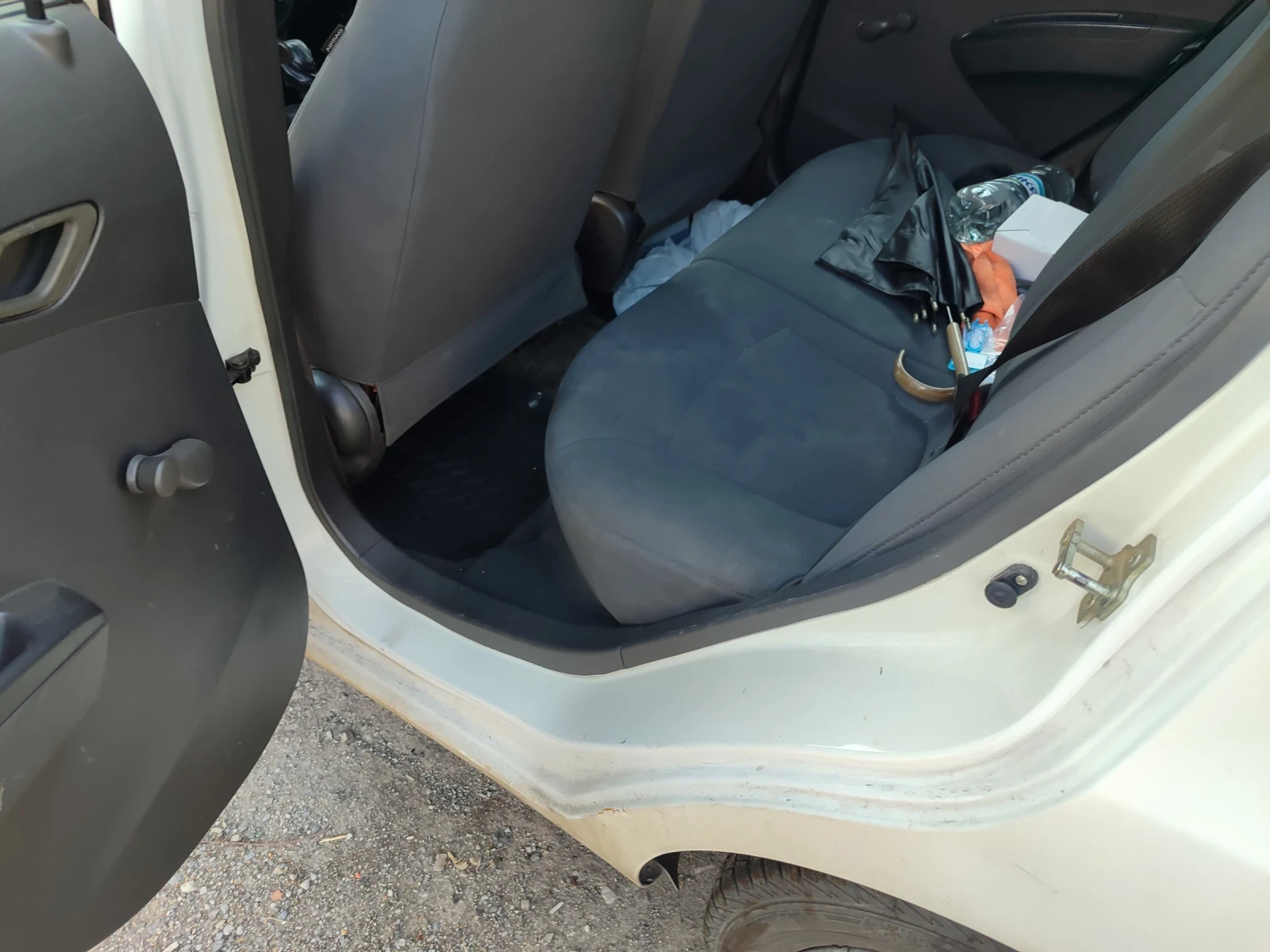 Chevrolet Spark, снимка 11 - Автомобили и джипове - 55191657