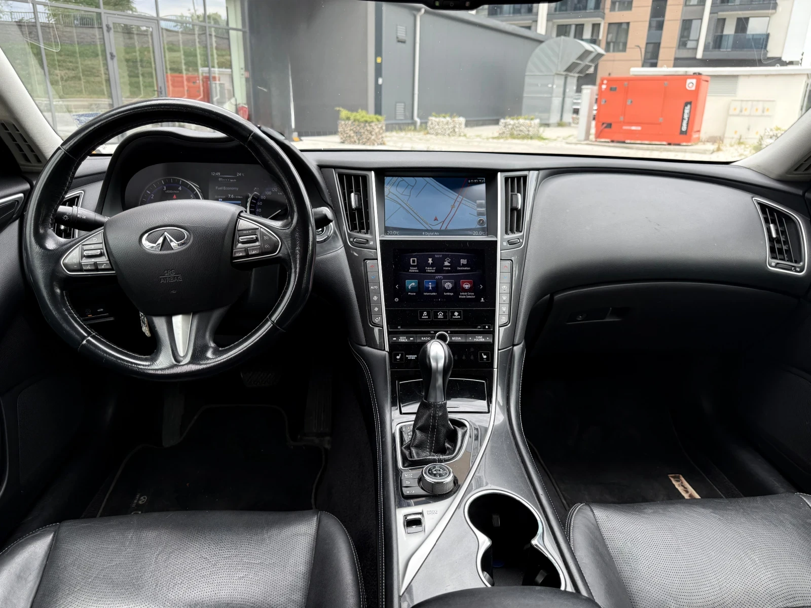 Infiniti Q50 2.2 дизел, снимка 9 - Автомобили и джипове - 55216864