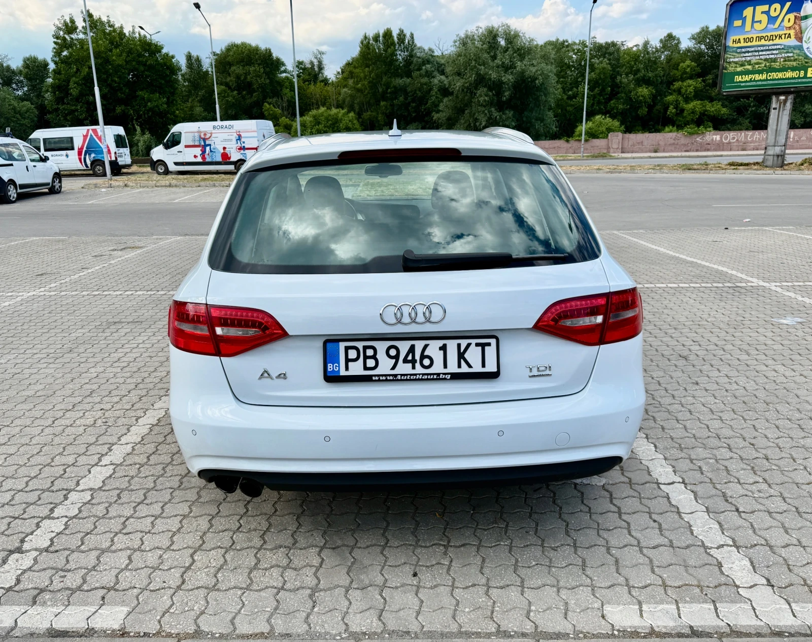 Audi A4 2.0 TDI Quattro S Tronic, снимка 4 - Автомобили и джипове - 55441751