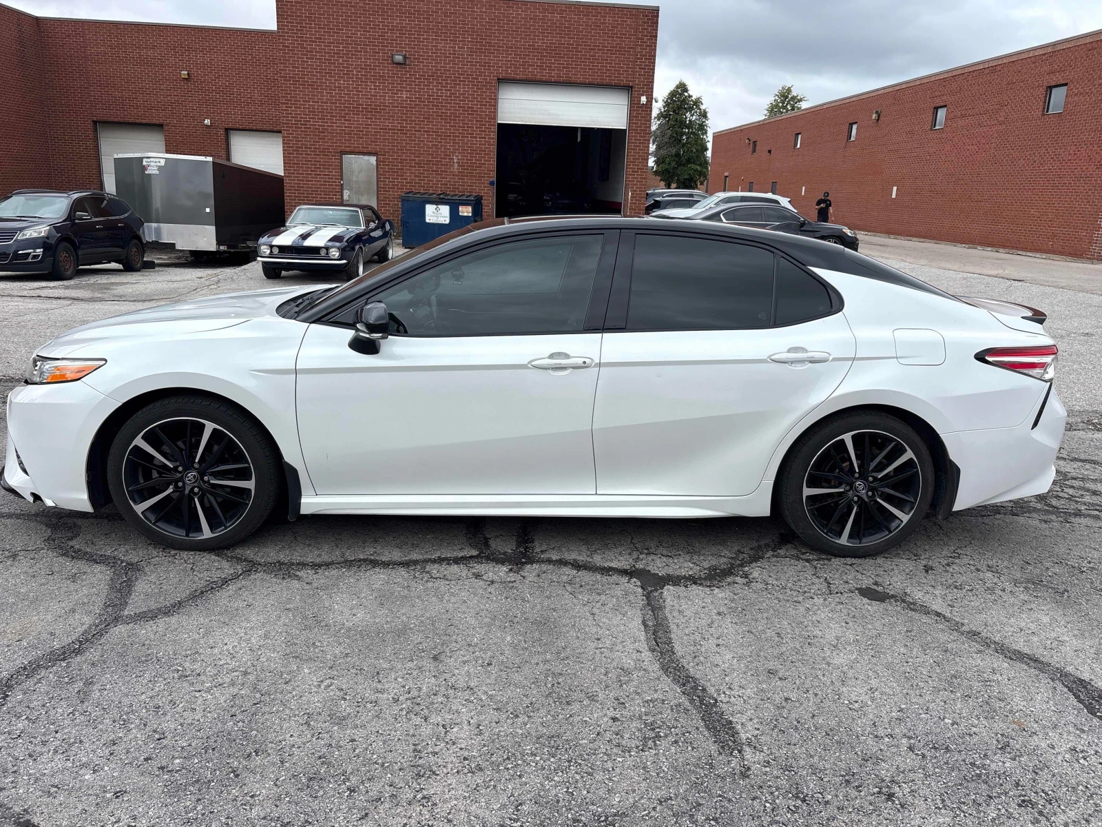 Toyota Camry * XSE * АВТОКРЕДИТ БЕЗ ПЪРВОНАЧАЛНА ВНОСКА* , снимка 2 - Автомобили и джипове - 55835411