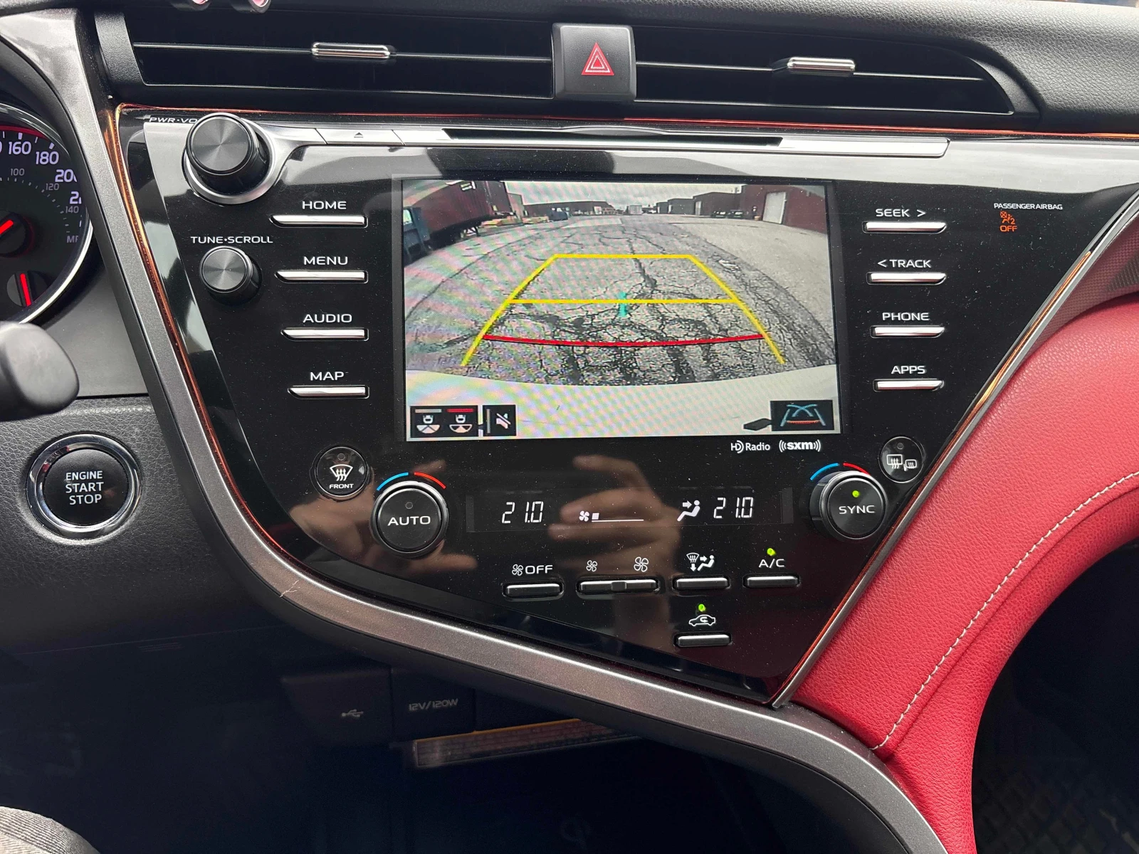 Toyota Camry * XSE * АВТОКРЕДИТ БЕЗ ПЪРВОНАЧАЛНА ВНОСКА* , снимка 14 - Автомобили и джипове - 55835411