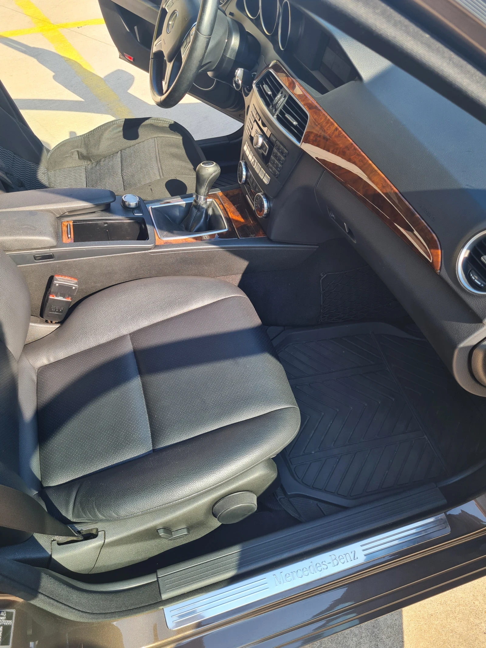 Mercedes-Benz C 200 С 200, снимка 8 - Автомобили и джипове - 56110765