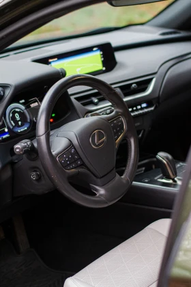 Lexus UX 300e Luxury, снимка 8