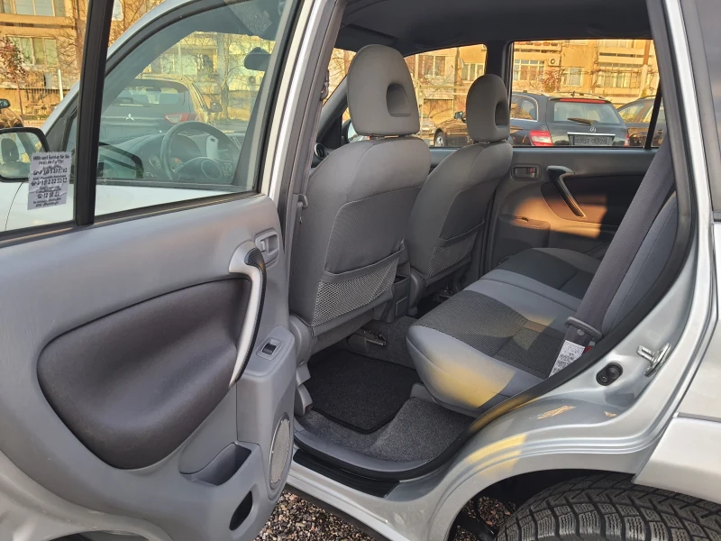 Toyota Rav4 2.0VVTi- AVTOMATIK, снимка 11 - Автомобили и джипове - 48451768