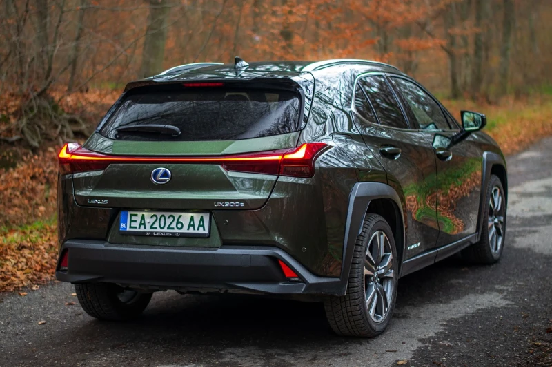 Lexus UX 300e Luxury, снимка 5 - Автомобили и джипове - 48529827