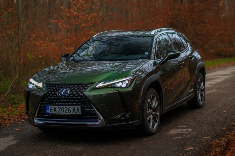 Lexus UX 300e Luxury, снимка 3 - Автомобили и джипове - 48529827