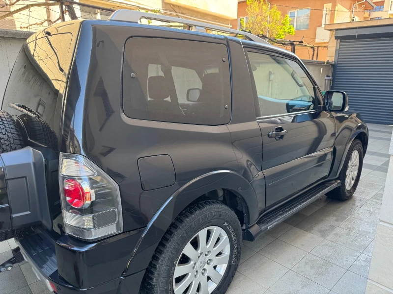 Mitsubishi Pajero 3.2 DI-DC / 165ps / 100% обслужен, снимка 5 - Автомобили и джипове - 50236600