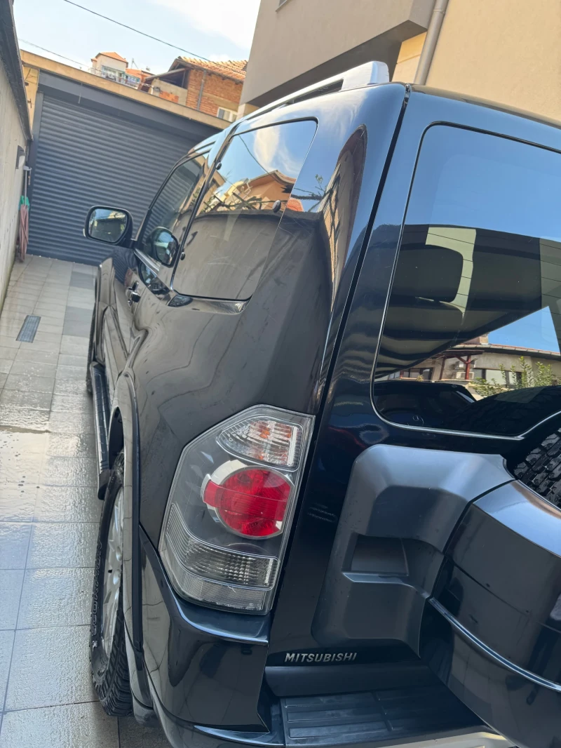 Mitsubishi Pajero 3.2 DI-DC / 165ps / 100% обслужен, снимка 4 - Автомобили и джипове - 50236600