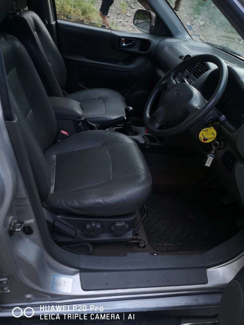 Hyundai Santa fe 2.0 CRDi 4 WD, снимка 7 - Автомобили и джипове - 52192301