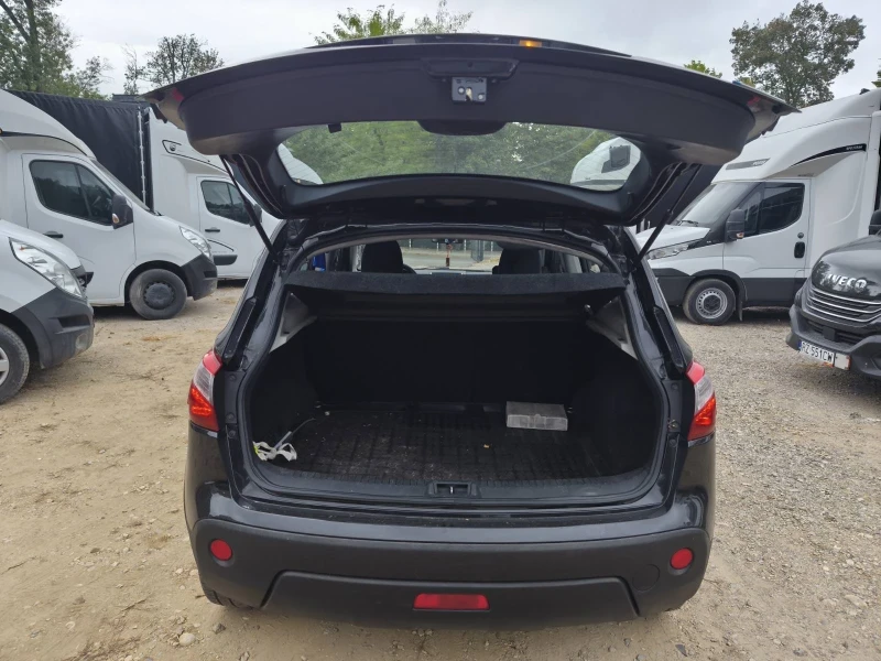 Nissan Qashqai Facelift, снимка 8 - Автомобили и джипове - 51854330