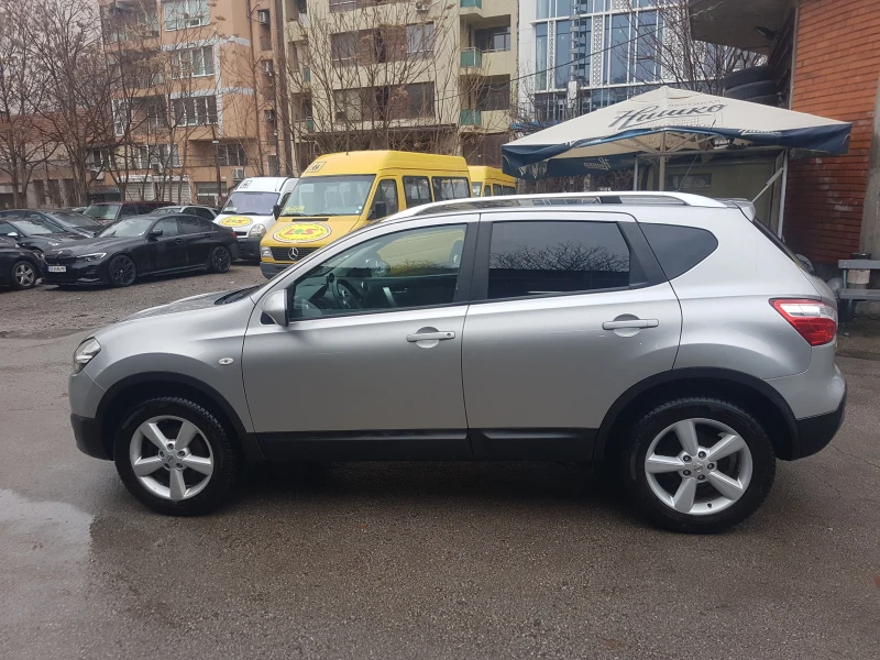 Nissan Qashqai 2.0iAVTOMAT, снимка 2 - Автомобили и джипове - 52890948