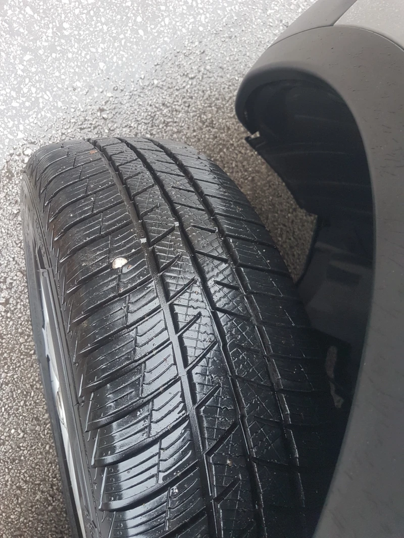 Nissan Qashqai 2.0iAVTOMAT, снимка 16 - Автомобили и джипове - 52890948