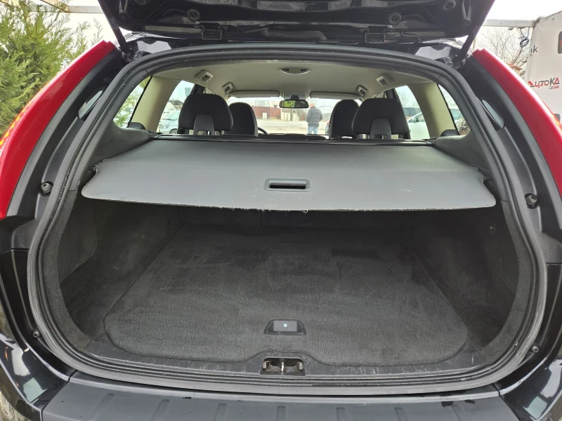 Volvo XC60 2.0T-203кс= АВТОМАТ= НАВИ= ОБСЛУЖЕН, снимка 10 - Автомобили и джипове - 53464307