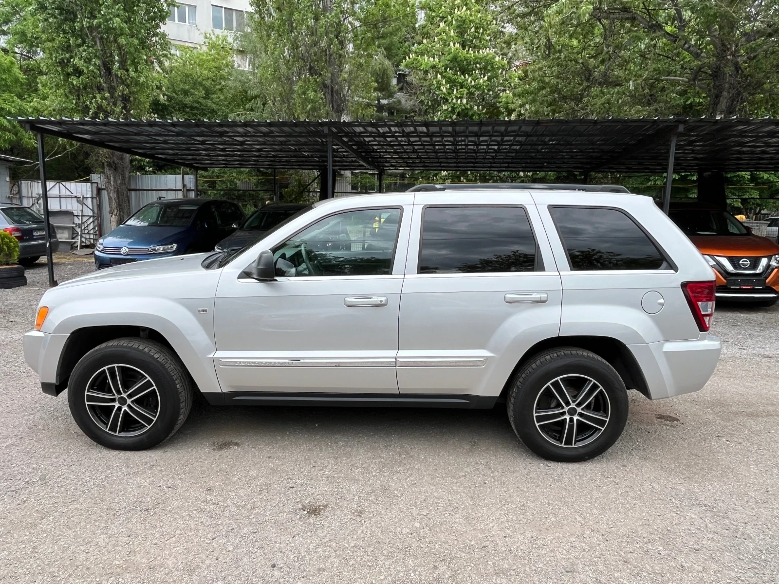 Jeep Grand cherokee 5.7HEMI - изображение 6