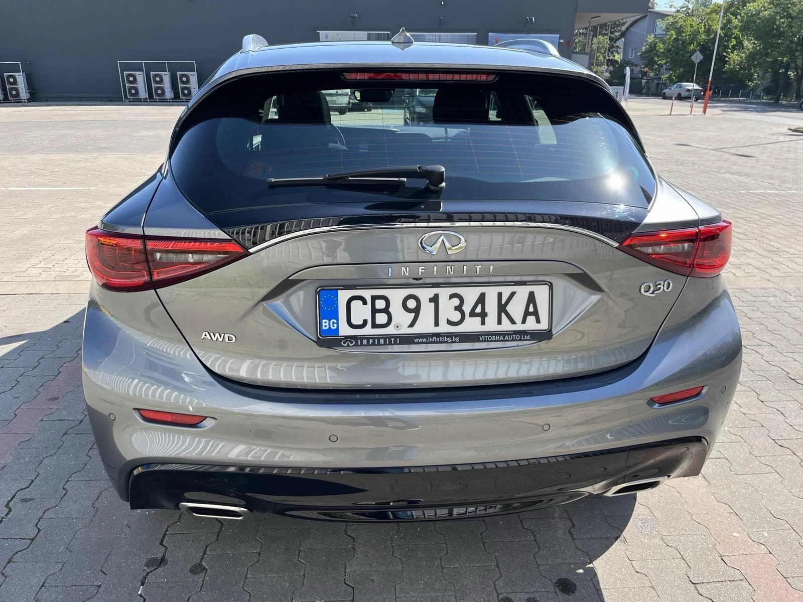 Infiniti Q30 2.2 AWD Premium - изображение 7