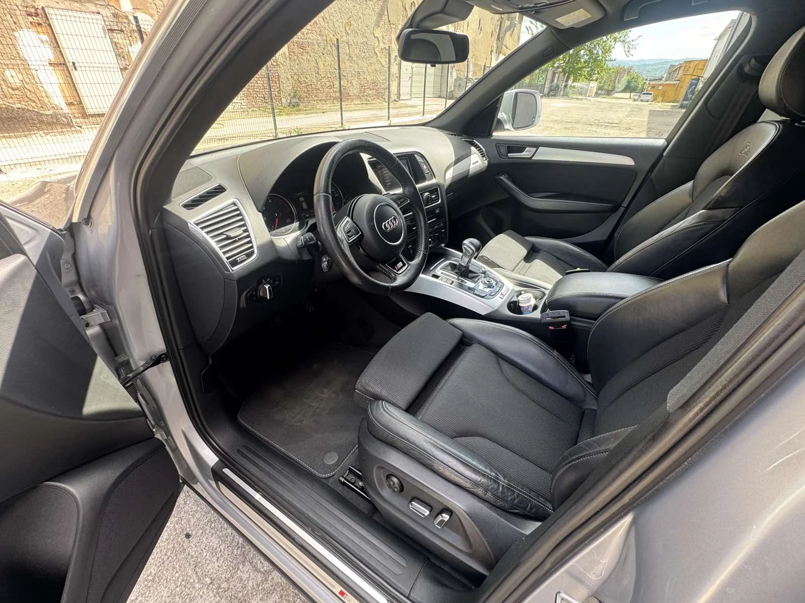 Audi Q5 2.0 TDI 190k.s - изображение 7