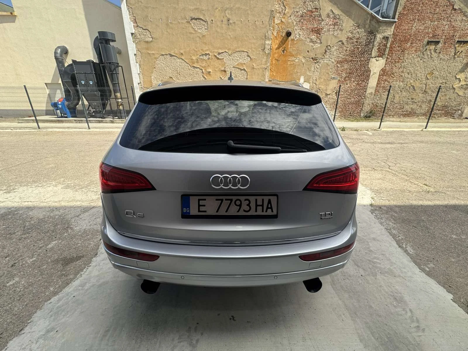 Audi Q5 2.0 TDI 190k.s - изображение 5