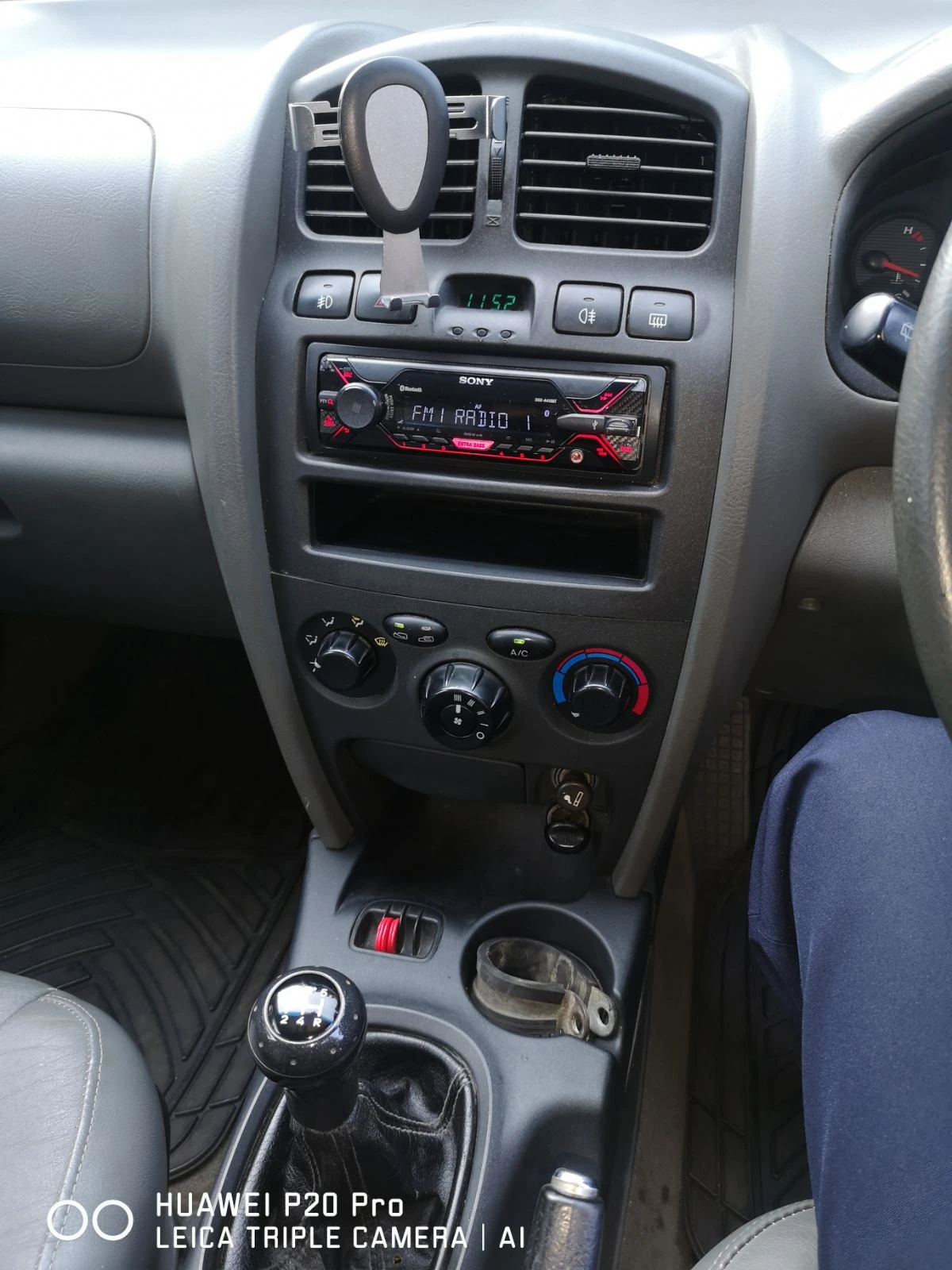 Hyundai Santa fe 2.0 CRDi 4 WD - изображение 9