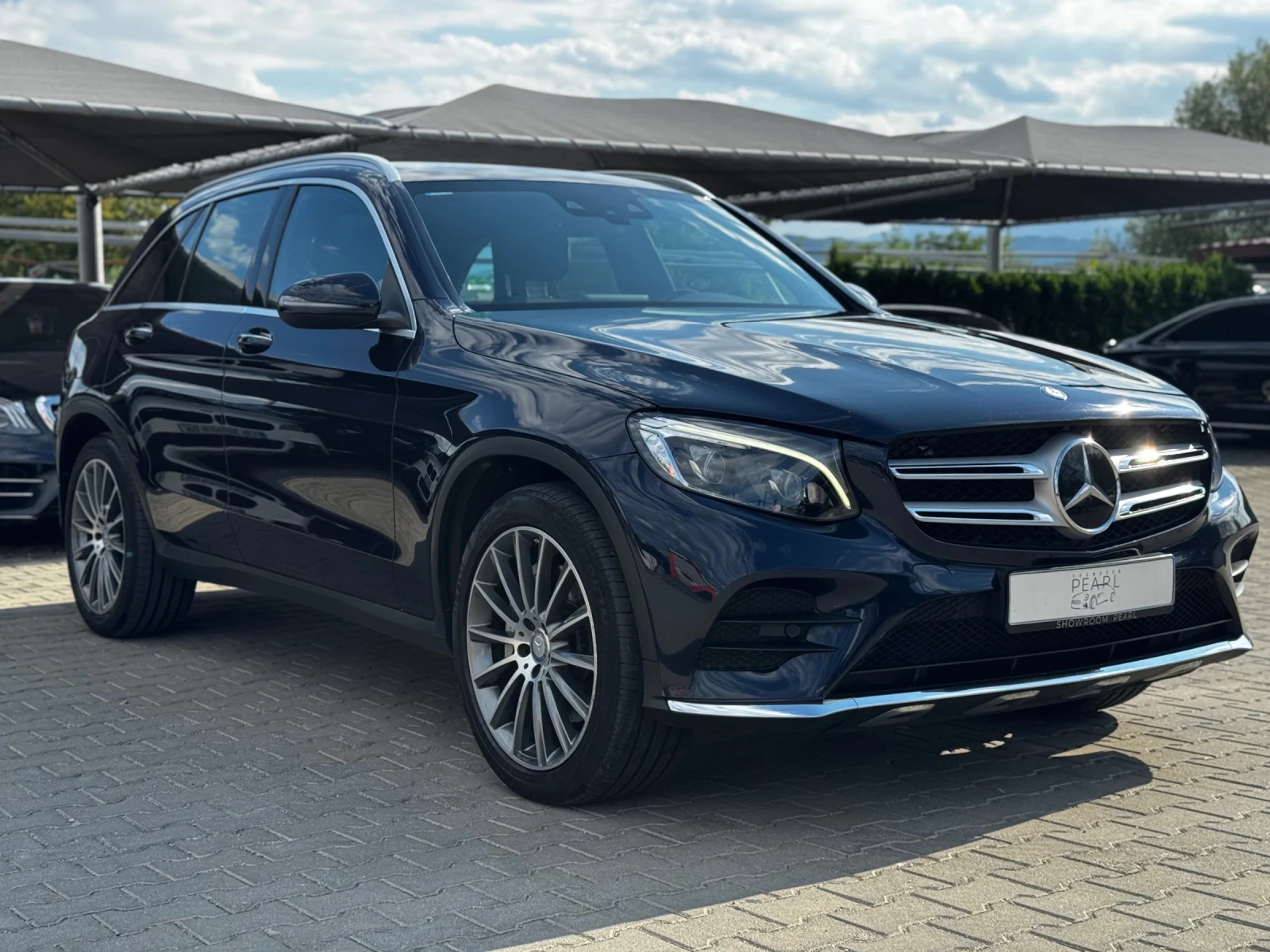 Mercedes-Benz GLC 250 4Matic AMG Airmatic PANO Distronic+ Keyless - изображение 3