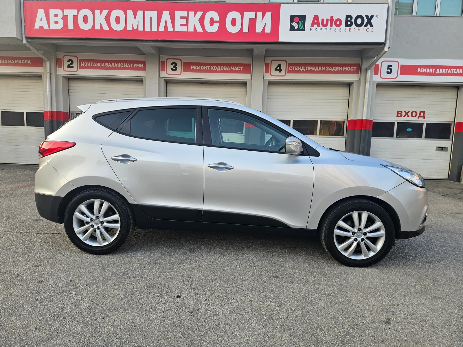 Hyundai IX35 2.0 CRDi (184 Hp) AT 4x4 Navi - изображение 6