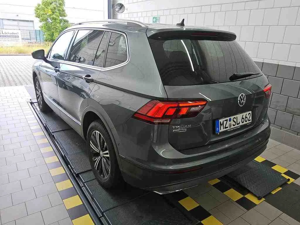 VW Tiguan Allspace Comfortline UNITED 2.0 TDI Панорама - изображение 4