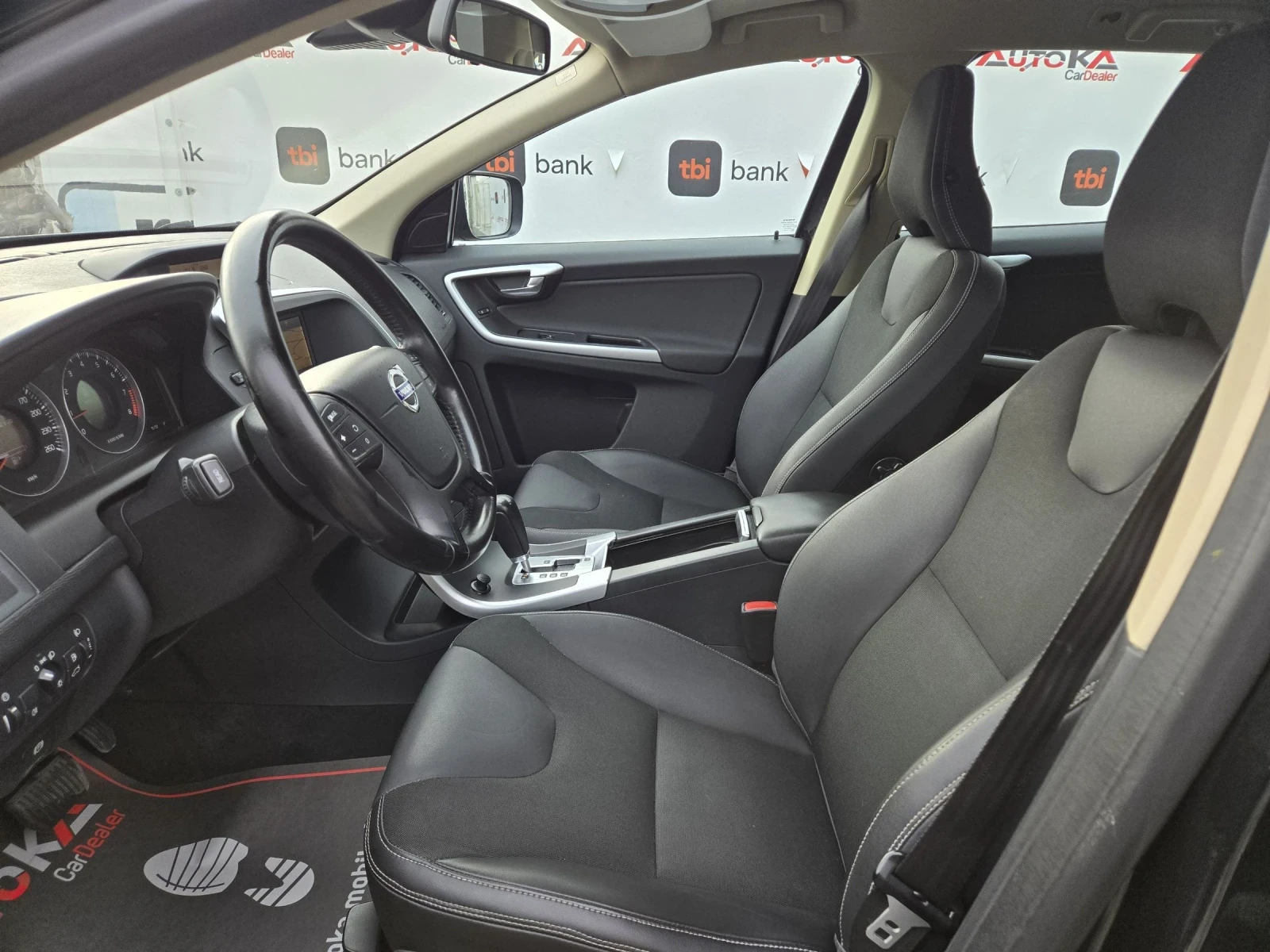 Volvo XC60 2.0T-203кс= АВТОМАТ= НАВИ= ОБСЛУЖЕН - изображение 7